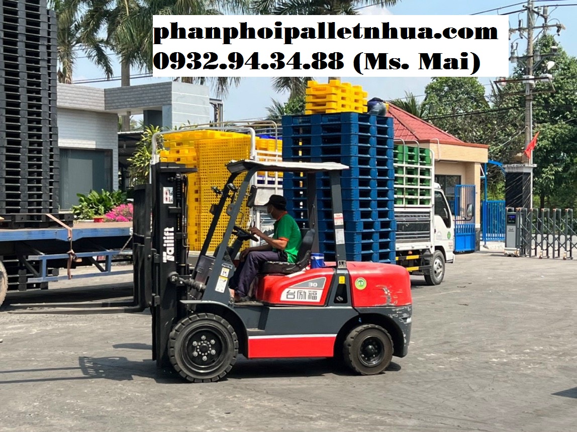 Cần mua pallet nhựa cũ tại Hà Nội, liên hệ 0932943488 (24/7)