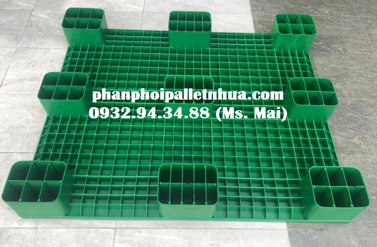 Pallet nhựa màu xanh giá rẻ cạnh tranh, liên hệ 0932943488 (24/7)